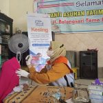 Tebar Manfaat, Yatim Mandiri Adakan Pemeriksaan Kesehatan Keliling di Daerah Tandes Surabaya