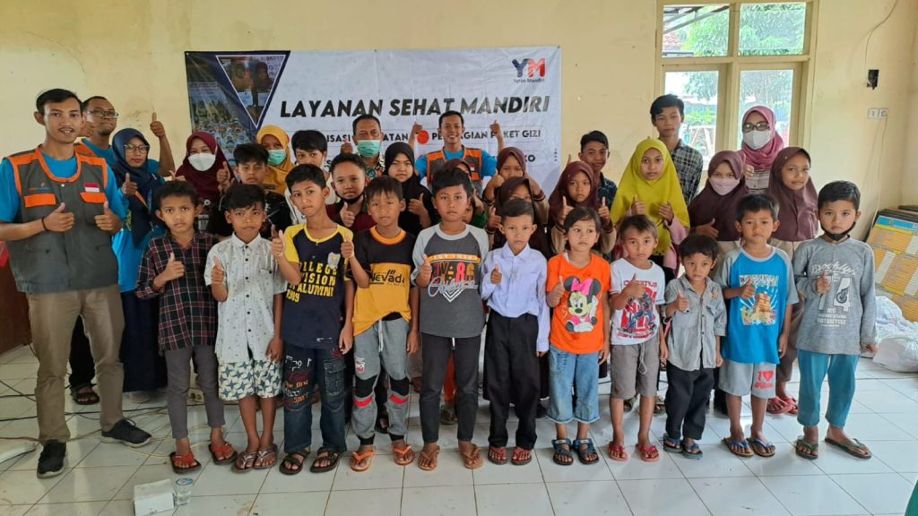Foto bersama diakhir acara layanan sehat mandiri pekalongan.