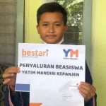 Penyaluran Beasiswa Yatim Mandiri (Bestari) untuk Adik Rifki Abdillah