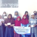 Simbolis Penyerahan Beasiswa BESTARI Cabang Bekasi