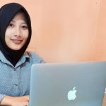 Karina Ayu, Gigih Kembangkan Jasa Sosial Media