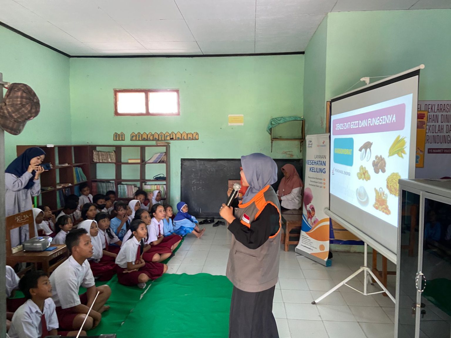 Tebar Paket Gizi Dan Sosialisasi Hidup Sehat Untuk Pelajar Kediri Yatim Mandiri News