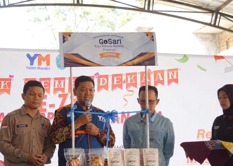 Bulan Kemerdekaan, Yatim Mandiri Ponorogo Launching Kopi Go Sari Dan Aksi Tanam Pohon