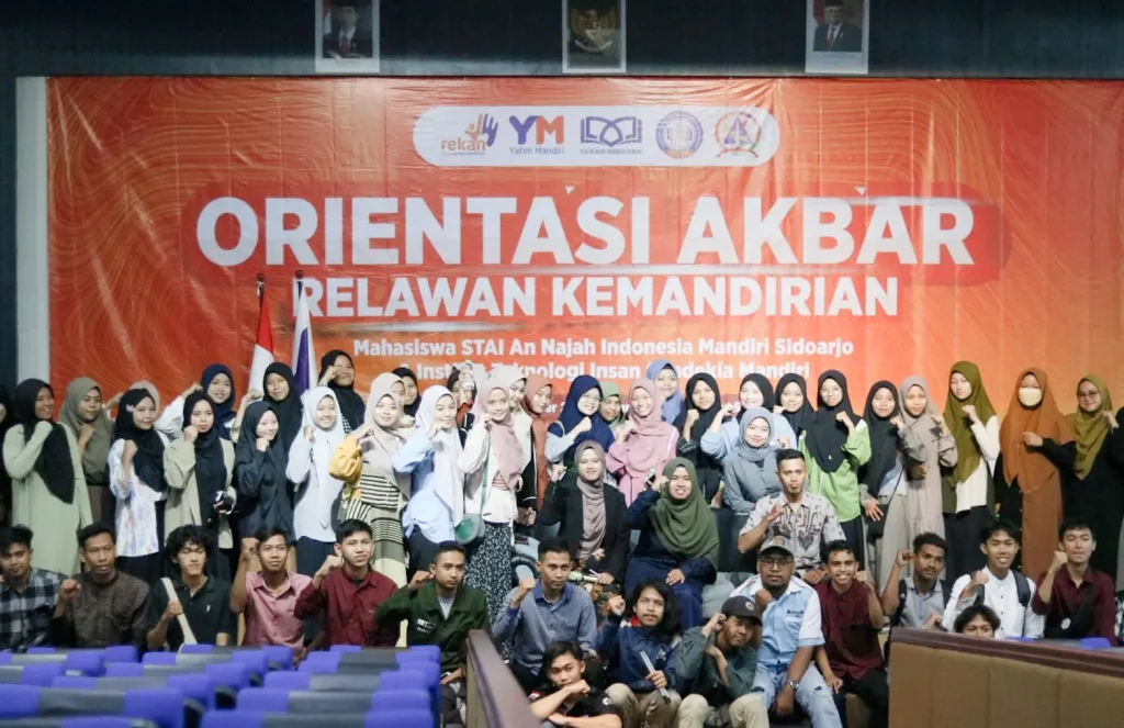 Orientasi Akbar Relawan Kemandirian Mahasiswa Stainim Dan Iticm Sidoarjo