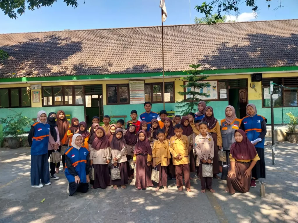 Yatim Mandiri Ponorogo Gelar Kampoeng Sahabat Dan Bakti Sosial