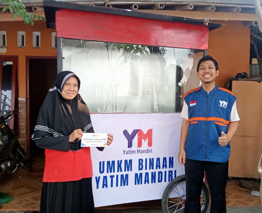 Bantuan Gerobak Dan Modal Untuk Bunda Yatim Pekalongan