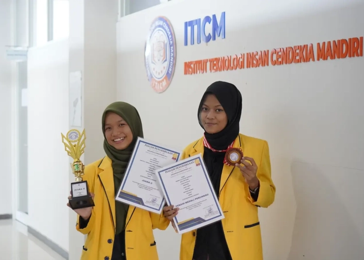 Sabet 2 Medali, Mahasiswa Iticm Sukses Di Airlangga Competition 2023
