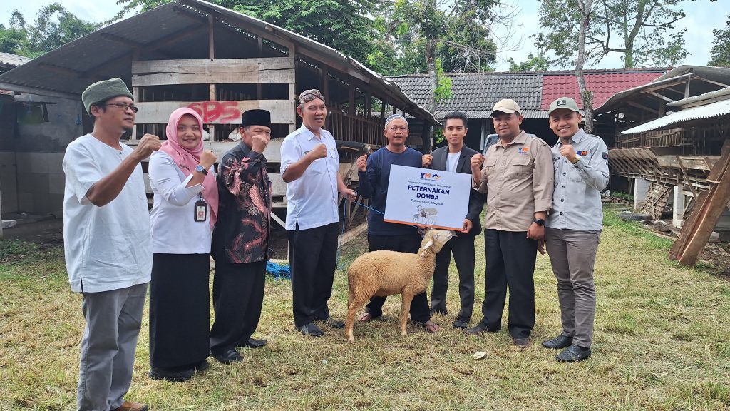 Berdayakan Peternak Lokal, Yatim Mandiri Launching Program Kampung Mandiri