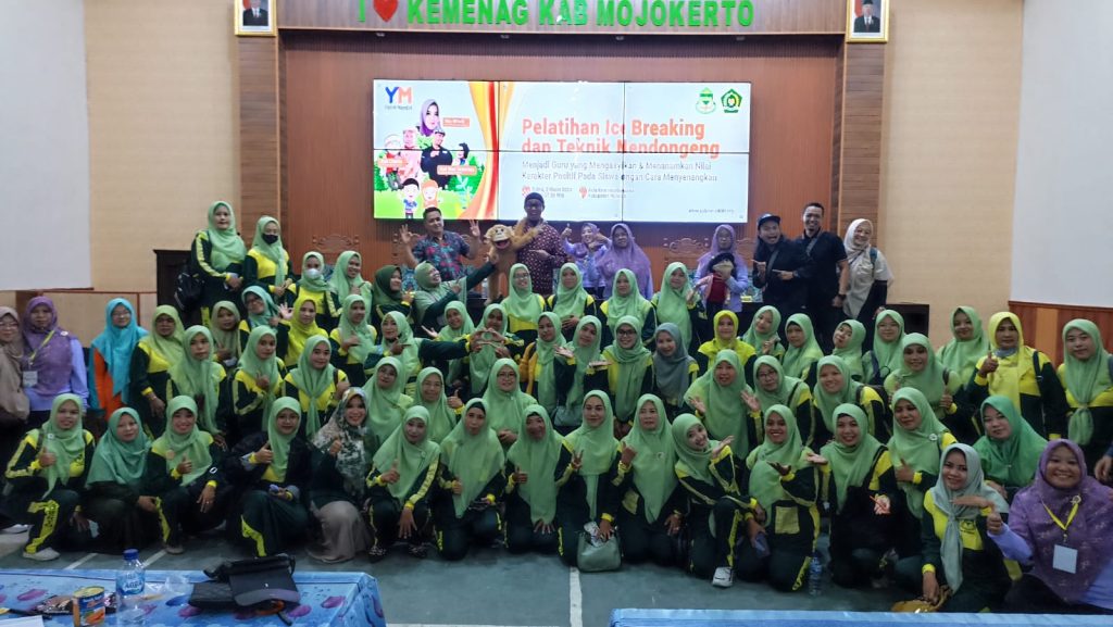 Gelar Pelatihan Ice Breaking Dan Teknik Berkisah Untuk Guru Ra Se Mojokerto