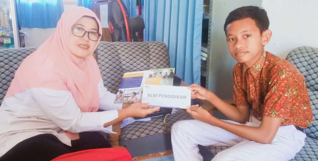 Gulirkan Bantuan Langsung Mustahik untuk Pelajar Pasuruan