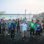 Cegah Abrasi, Rekan Yogya Tanam Mangrove di Pantai Baros