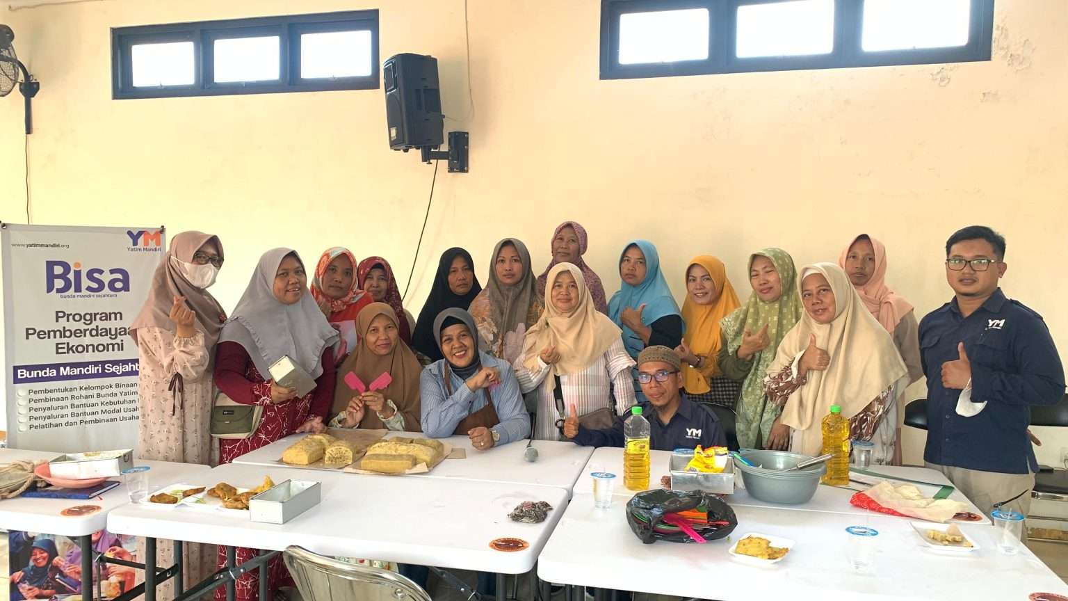 Pelatihan Bunda BISA Gresik dengan Inovasi Olahan Pisang