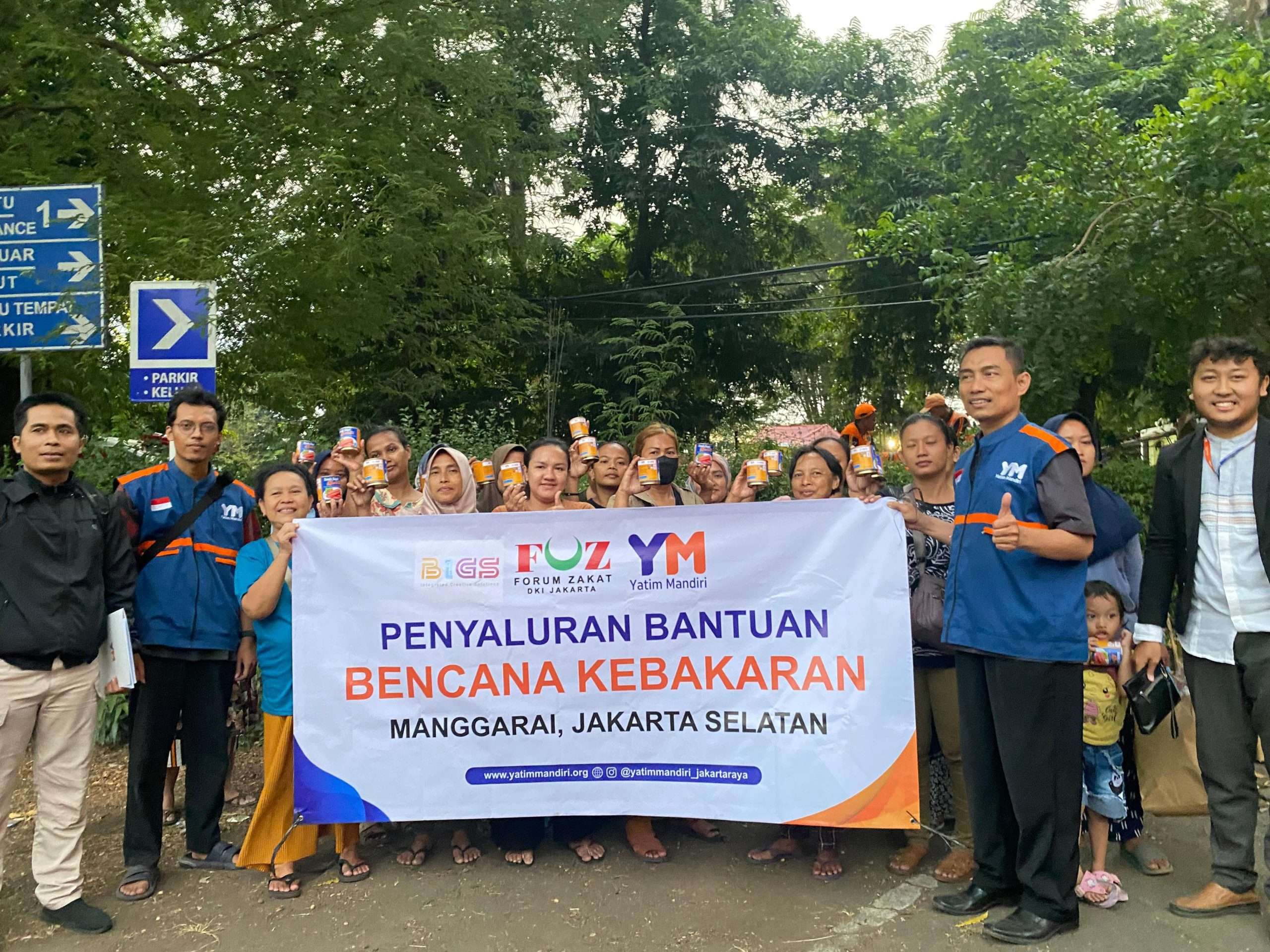 Bantuan Kemanusiaan untuk Penyintas Kebakaran di Manggarai