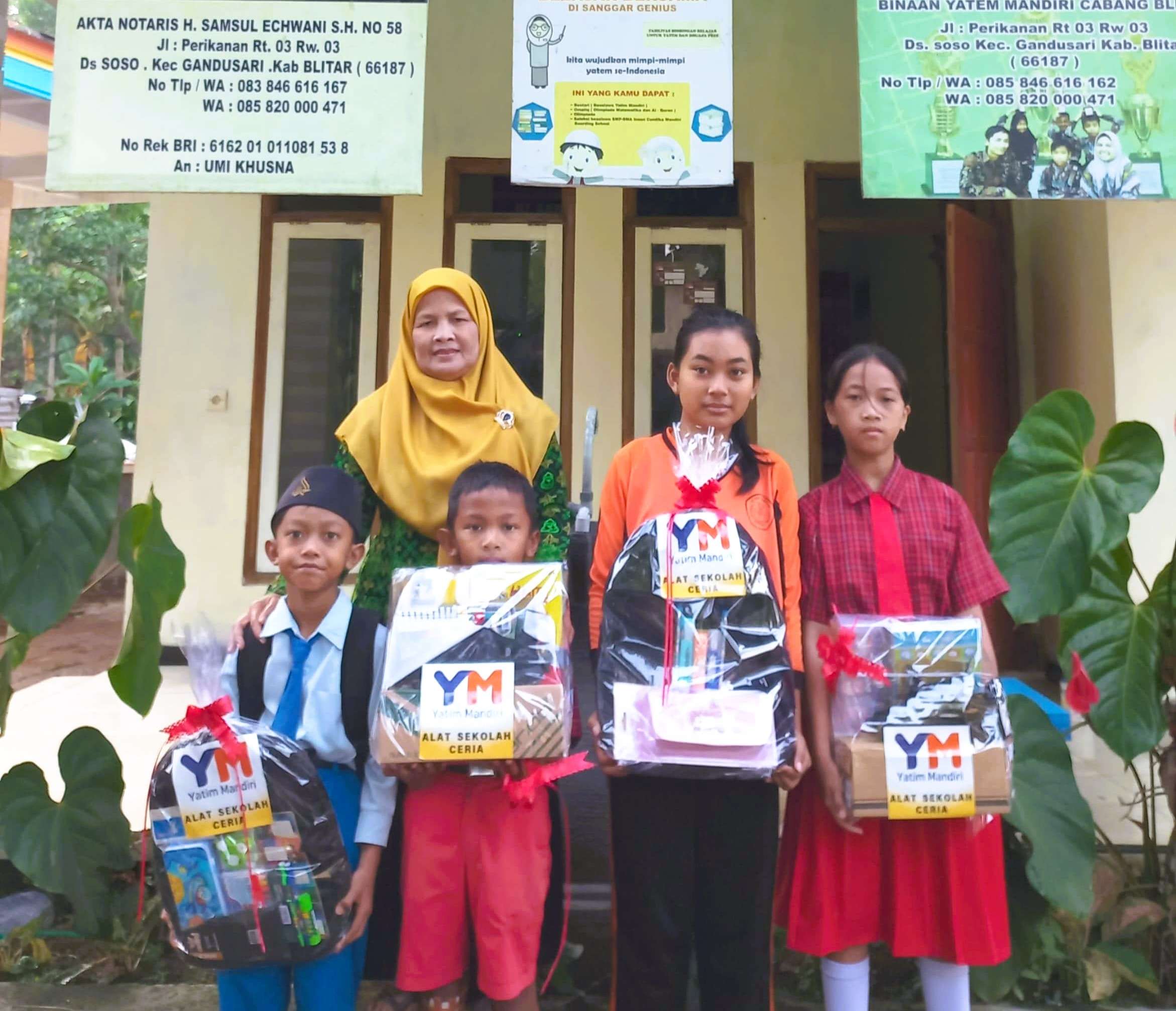 Penyaluran Program Alat Sekolah Ceria untuk Yatim Blitar