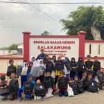 Yatim Mandiri Salurkan Program Alat Sekolah Ceria di Cianjur