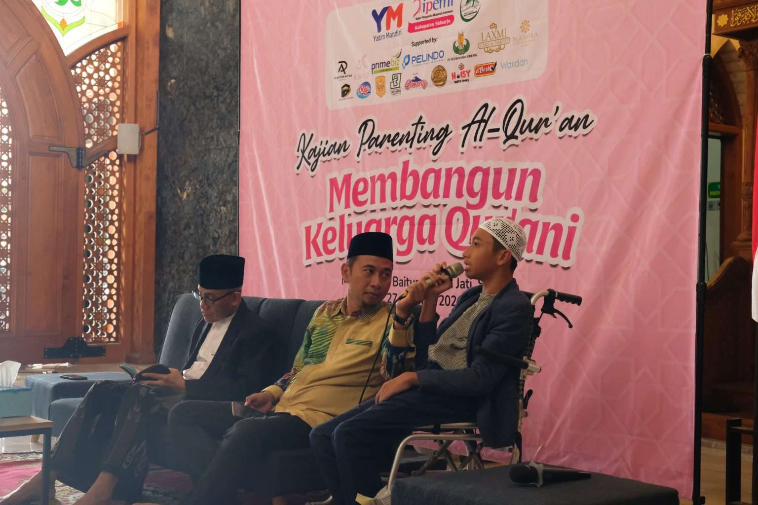 Laznas Yatim Mandiri Bersama IPEMI Sidoarjo Gelar Kajian Parenting Al ...