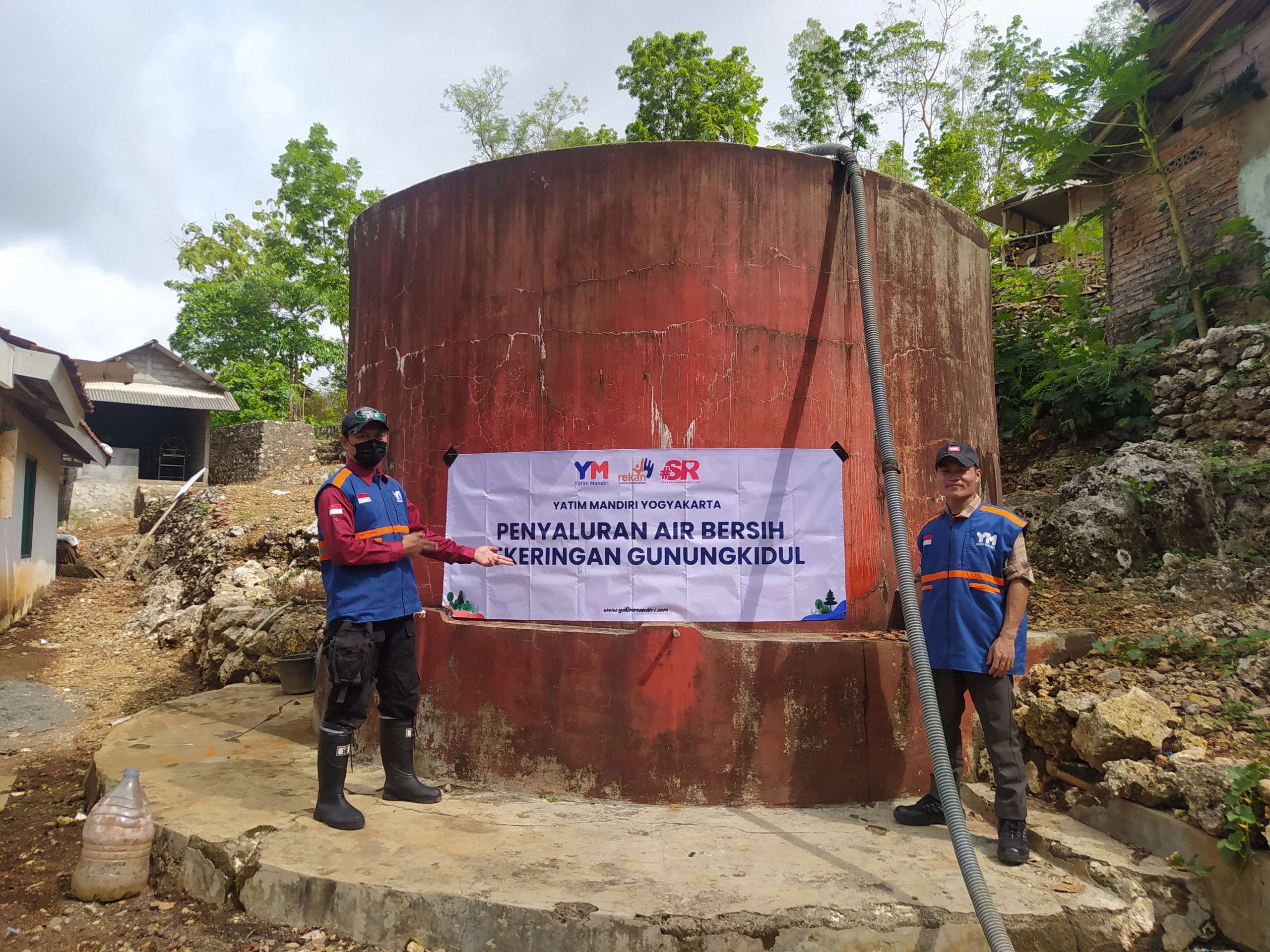 Penyaluran 35.000 Liter Air Bersih untuk Warga Gunungkidul