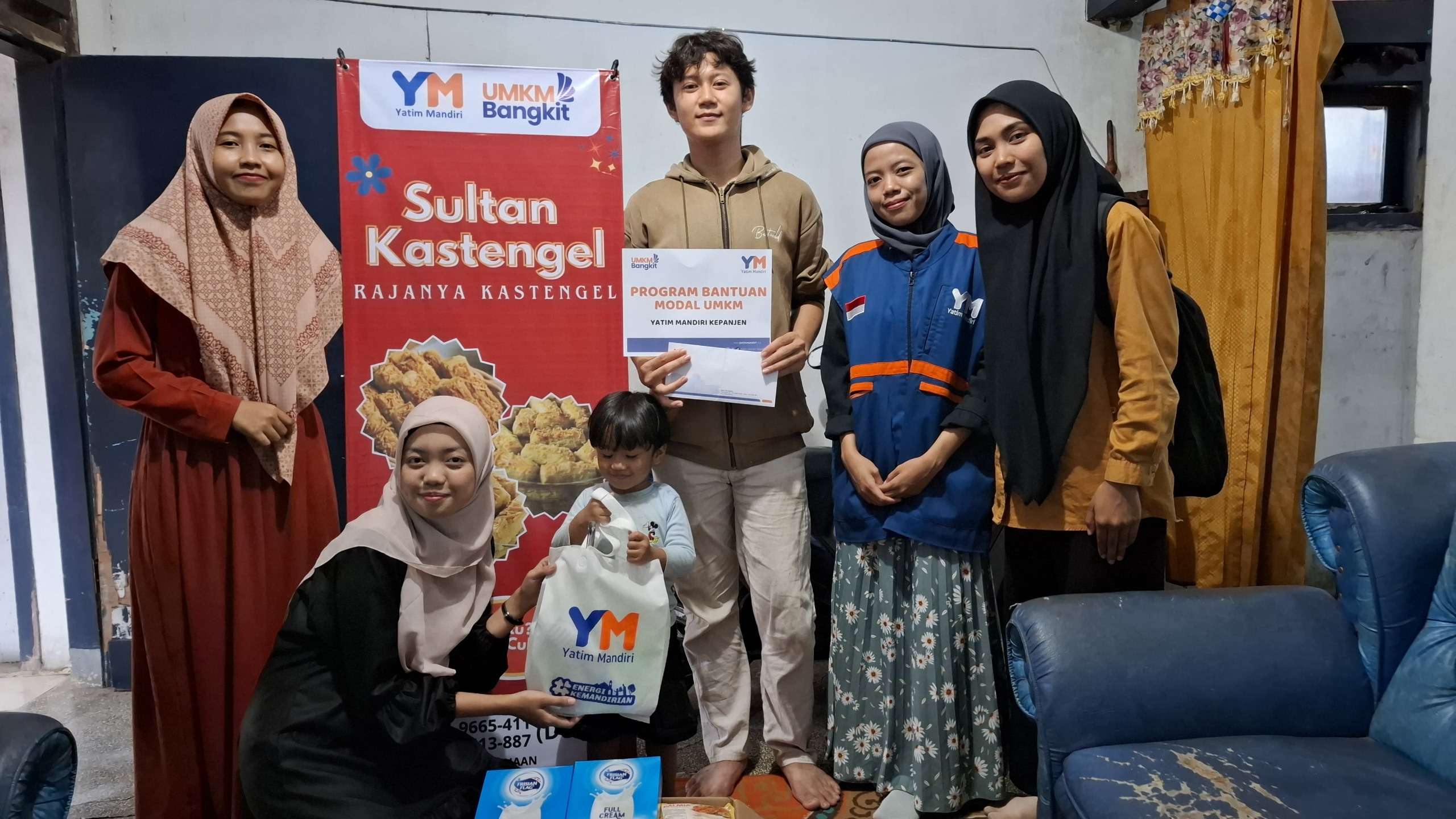 Bantuan Usaha Program UMKM Bangkit untuk Yatim Malang