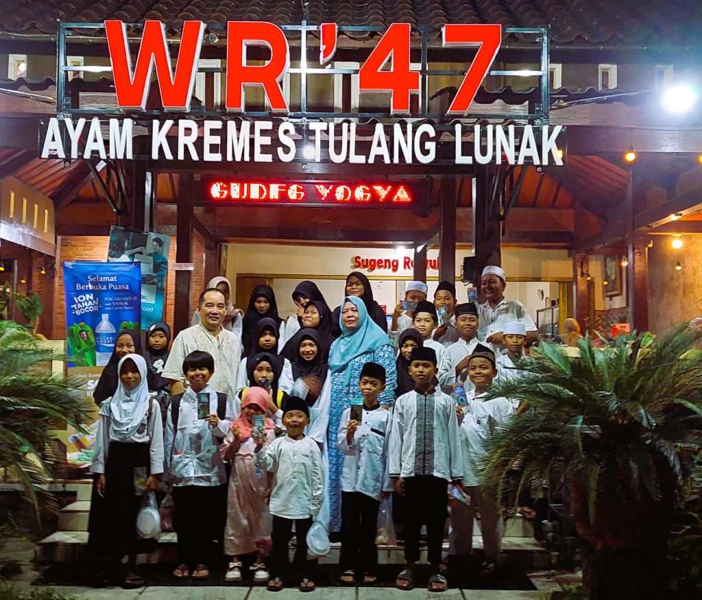 Gelar Program Buka Puasa Ceria untuk Yatim dan Dhuafa Blitar