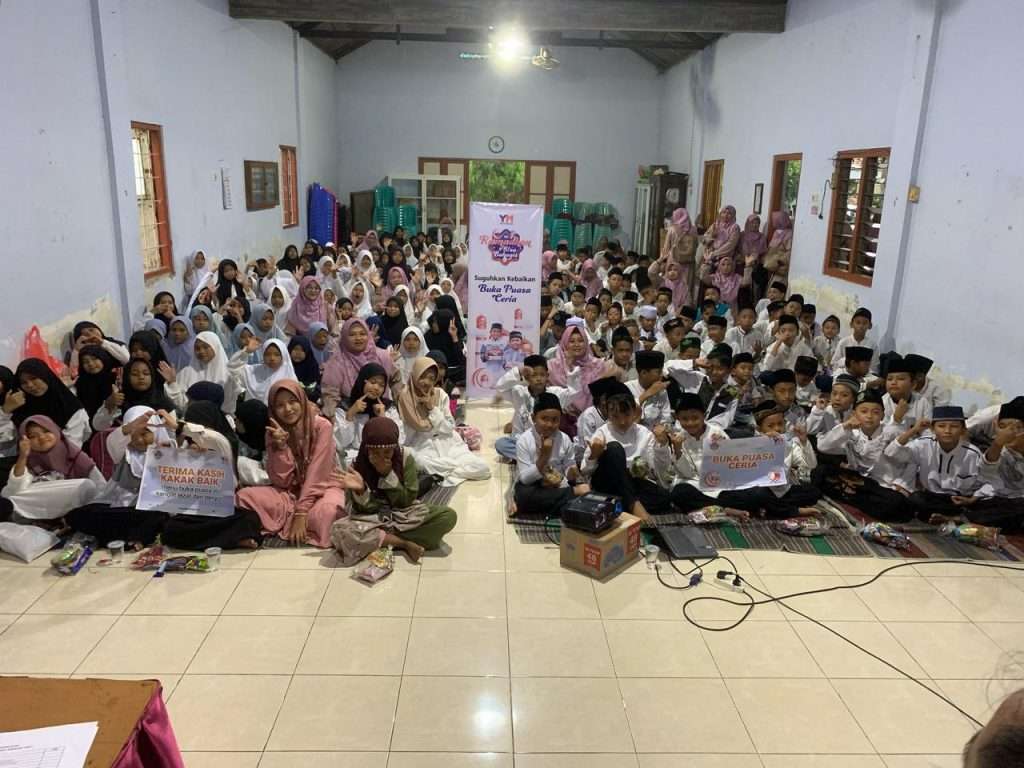 Ratusan Yatim dan Dhuafa Mojokerto Ikuti Buka Puasa Ceria