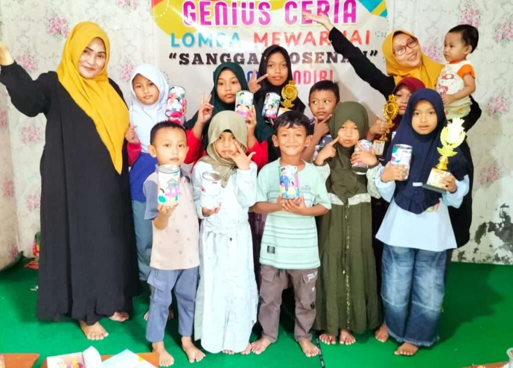Lomba Mewarnai Celengan Asah Kreatifitas Binaan Yatim Mandiri Madiun