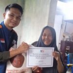 Yatim Mandiri Medan Salurkan Bantuan untuk Nenek Boinem, Lansia Dhuafa di Deli Serdang