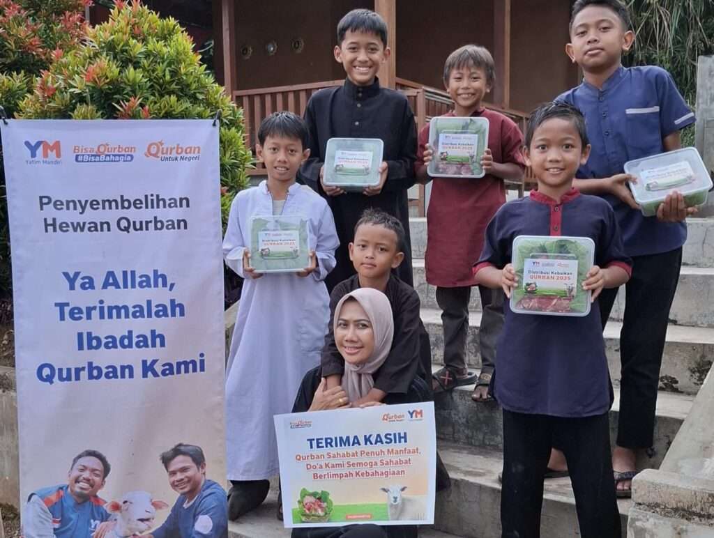 Yatim Mandiri Bandung Hadirkan Kebahagiaan Idul Adha di Pelosok Negeri