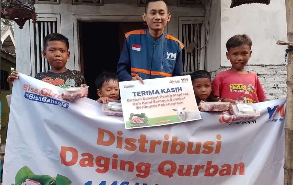 Yatim Mandiri Berqurban di Desa Lekok Pasuruan