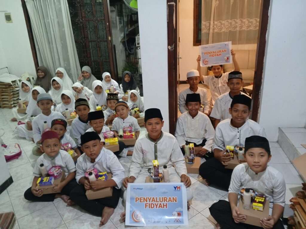 Penyaluran Fidyah unruk Binaan Sanggar Belajar Surabaya