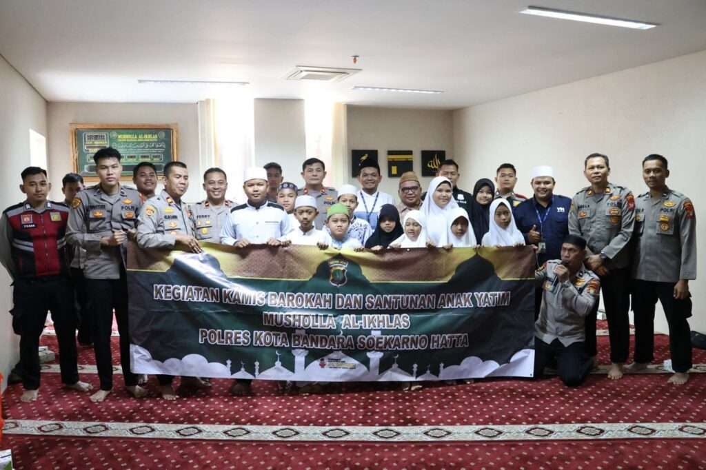 Doa Bersama dan Santunan oleh Kapolres Bandara Soekarno - Hatta