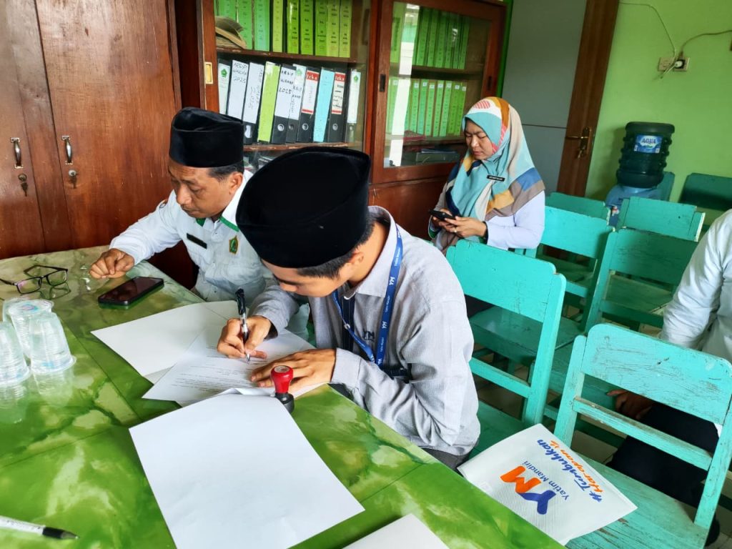 Proses MOU Yatim Mandiri Tuban dan KUA Kecamatan Montong