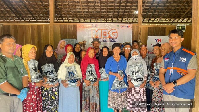 Misi Berbagi Gizi (MBG) Yatim Mandiri Sragen dan Universitas Sragen Hadirkan Kepedulian hingga Pelosok Gilirejo Baru
