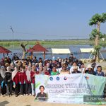 Yatim Mandiri dan Relawan Kemandirian Tuban Dukung Aksi Green The Earth, Clean The River di Sendang Beron