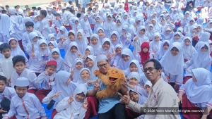 Safari Cerita Inspiratif Maulid Nabi 1448 H Bersama Kak Eko di SDN Pondok Bambu 02, Tumbuhkan Semangat Cinta Rasul dan Kepedulian Sosial
