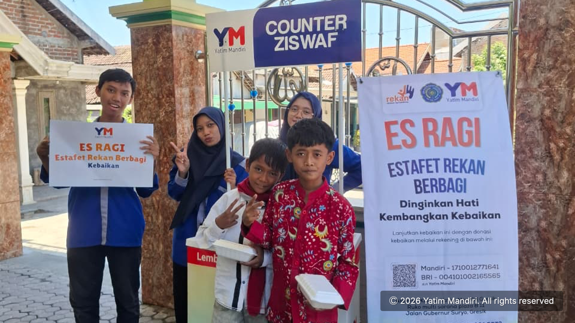 Estafet Rekan Berbagi Bersama HIMATIKA UMG Hadirkan Kebahagiaan untuk Warga Desa Ngepung Kedamean