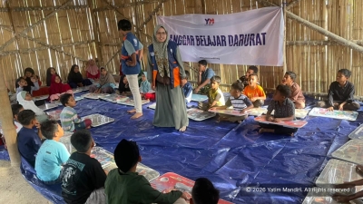 Yatim Mandiri Hadirkan Sanggar Belajar Darurat untuk Anak Terdampak Gempa di Manggarai Timur, NTT