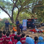 Rekan Mengajar dan HIMATIKA Hadirkan Pembelajaran Seru untuk Siswa UPT SDN 206 Gresik