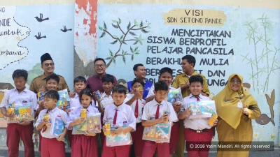 Yatim Mandiri Salurkan Bantuan ASA dan Super Gizi Qurban untuk 12 Anak Yatim dan Dhuafa di Kediri