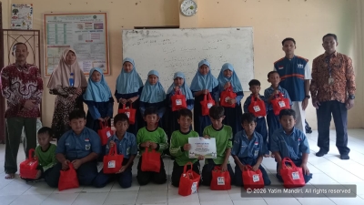 Yatim Mandiri Sragen Salurkan Paket Gizi dan Kenalkan Program Pendidikan kepada Siswa MI Raudhatul Sholihin