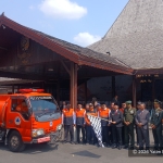 Yatim Mandiri Tulungagung Bersama Pemerintah dan Lembaga Mitra Salurkan Air Bersih untuk Warga Terdampak Kekeringan