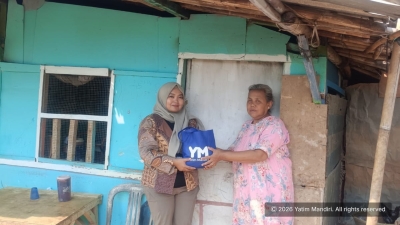 Yatim Mandiri Bandung Salurkan Bantuan Sembako di Empat Wilayah Subang